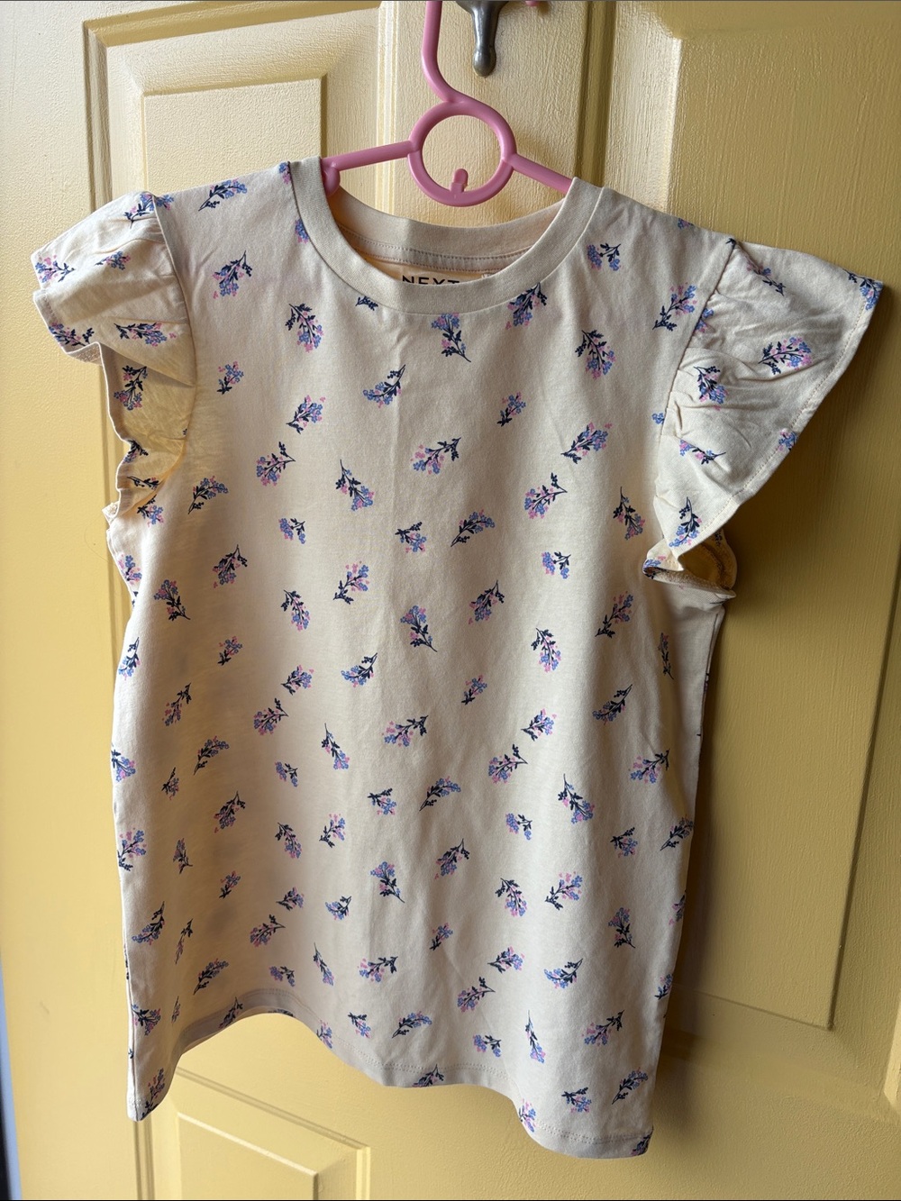 next pale yellow blue flower Floral blooms Ruffle Sleeve Tee Size 10 NWOT